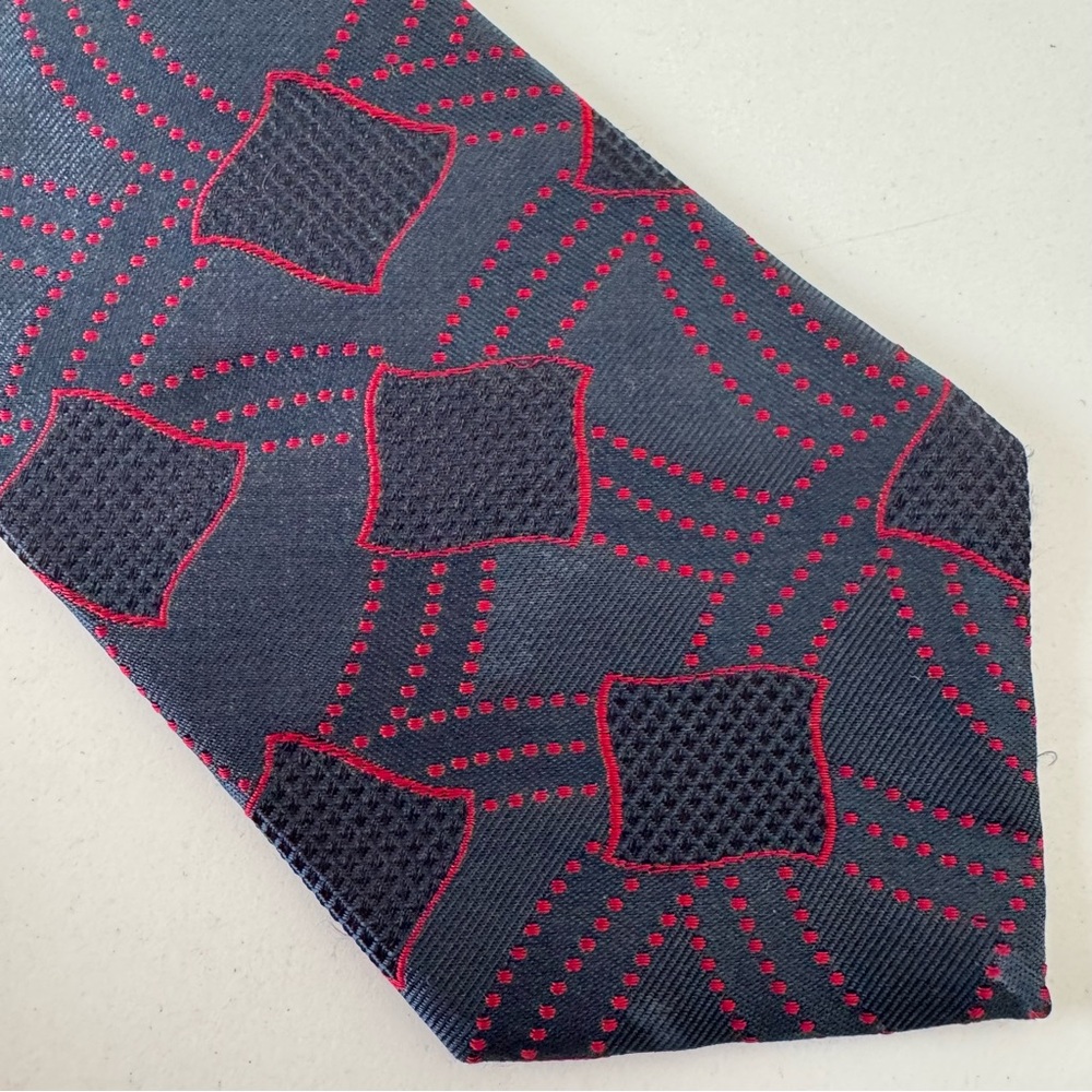 Claiborne Navy Blue and Red Silk Geometric Tie